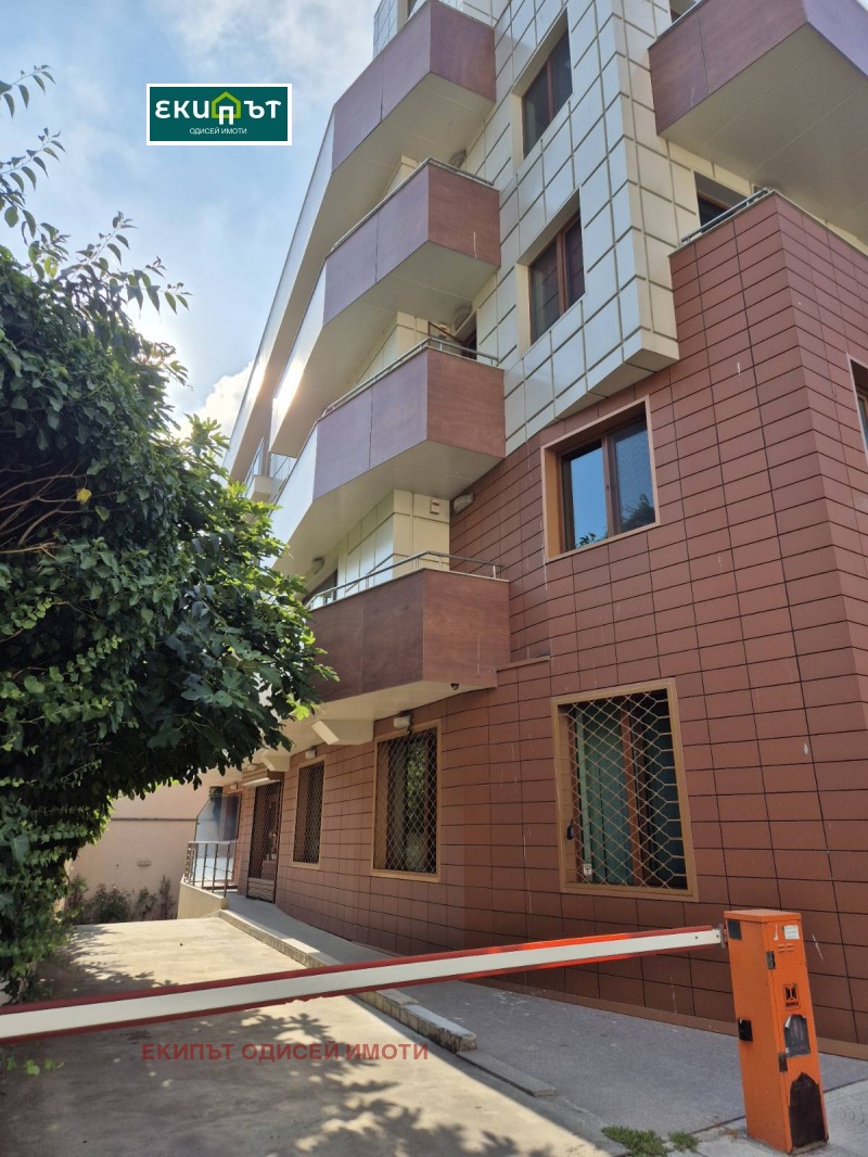 Продава  2-стаен град Варна , Гръцка махала , 81 кв.м | 21562701