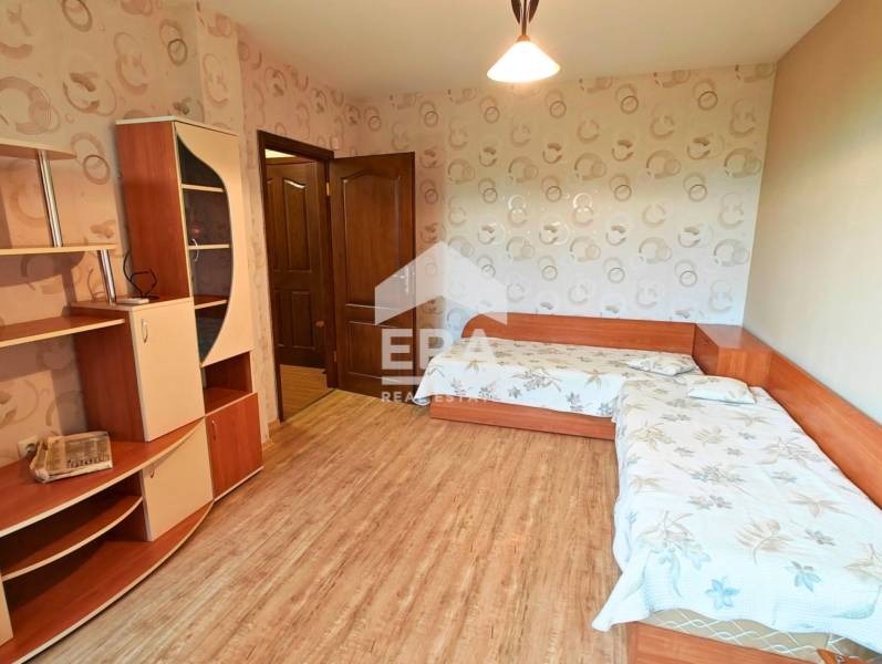 Продава 3-СТАЕН, гр. Шумен, Пазара, снимка 8 - Апартаменти - 54028597