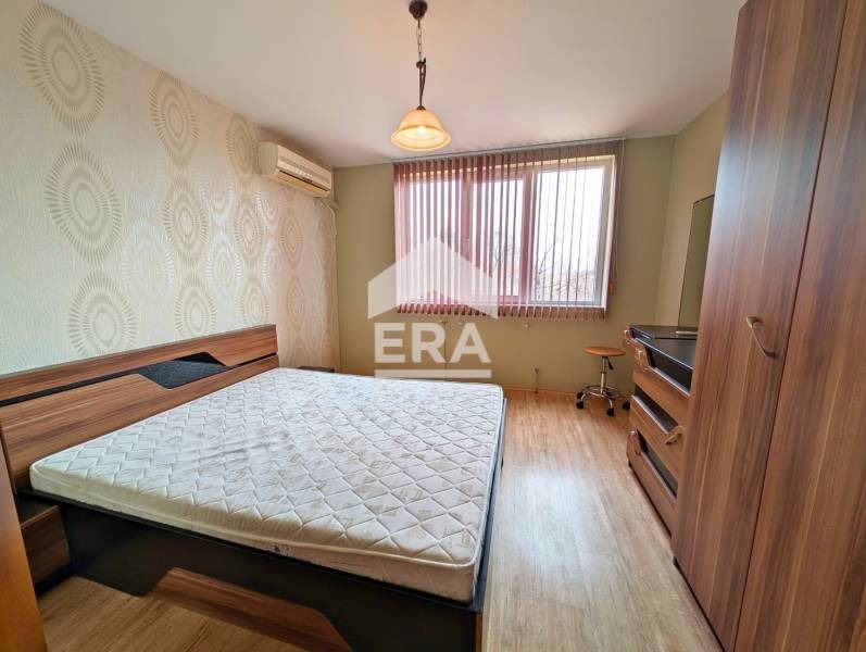 Продава 3-СТАЕН, гр. Шумен, Пазара, снимка 6 - Апартаменти - 54028597