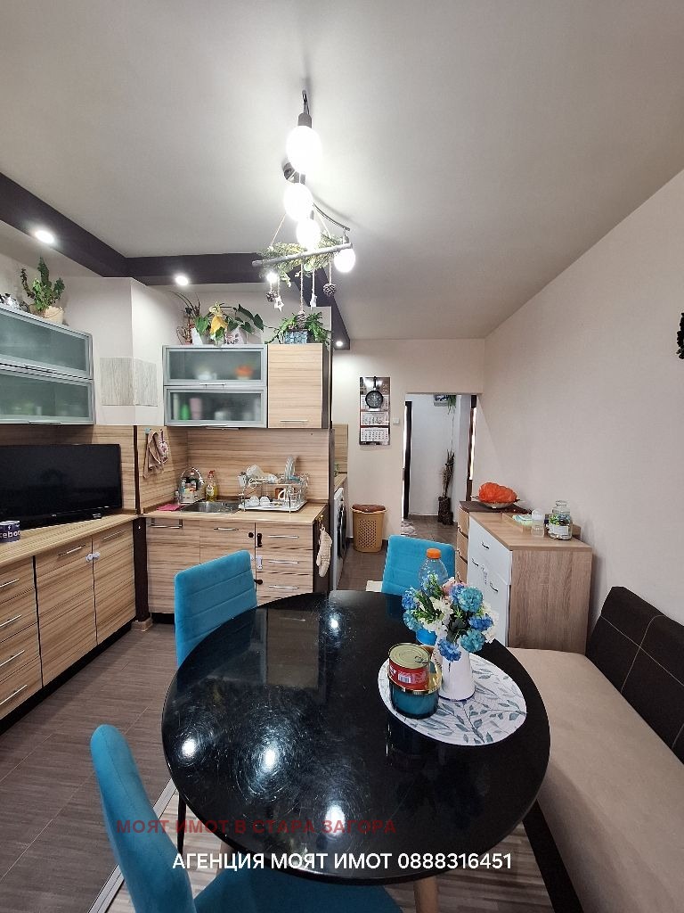 Продава 4-СТАЕН, гр. Стара Загора, Три чучура - юг, снимка 3 - Апартаменти - 52538170