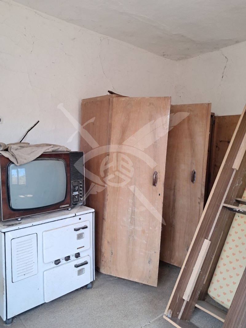 Продава КЪЩА, гр. Карнобат, област Бургас, снимка 12 - Къщи - 52621749