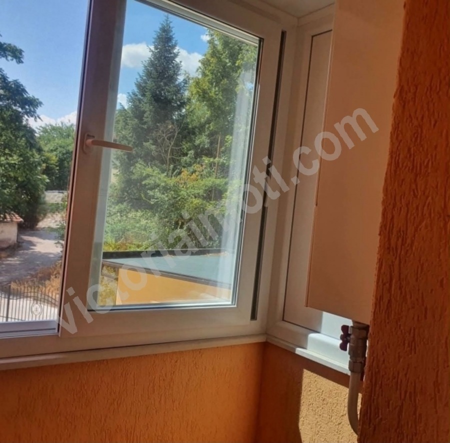 Продава 2-СТАЕН, гр. Велико Търново, Център, снимка 8 - Апартаменти - 54675636