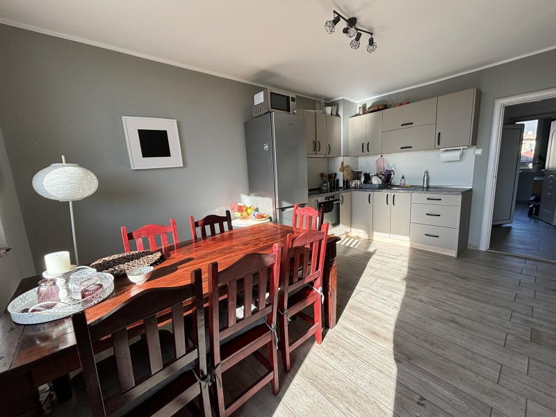 Продава 3-СТАЕН в област Пловдив, гр. Карлово - 100 кв.м / 129 000 € » 252 302.07 лв., ИМОТ ИНВЕСТ