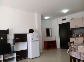 1 chambre k.k. Slantchev bryag, région Bourgas