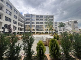 2 dormitoare Țentâr, Varna 1