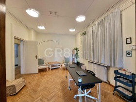 3+ Schlafzimmer Doktorski pametnik, Sofia 5