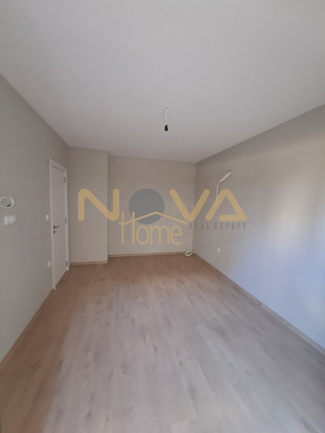 Продава 3-СТАЕН, гр. Варна, Център, снимка 8 - Апартаменти - 50273072