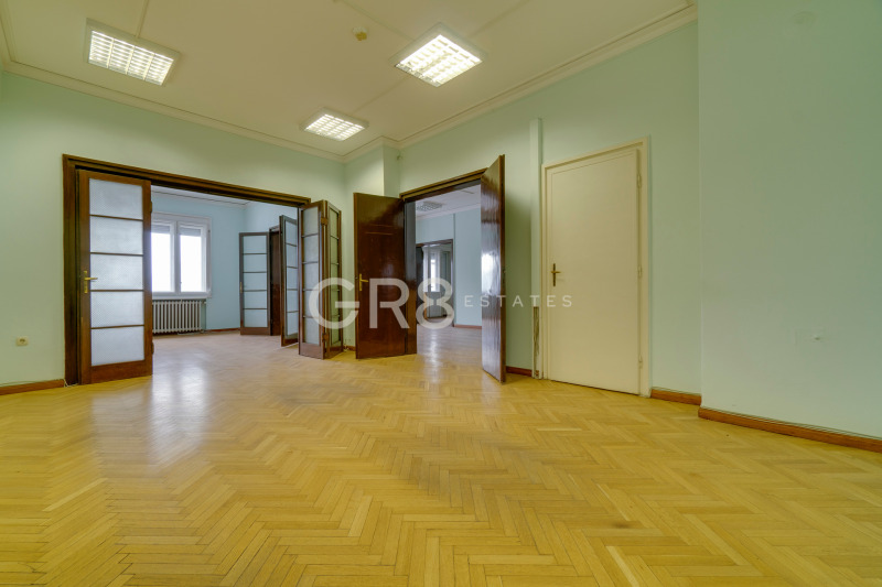 À venda  Mais de 3 quartos Sofia , Doktorski pametnik , 240 m² | 71846024 - imagem [11]