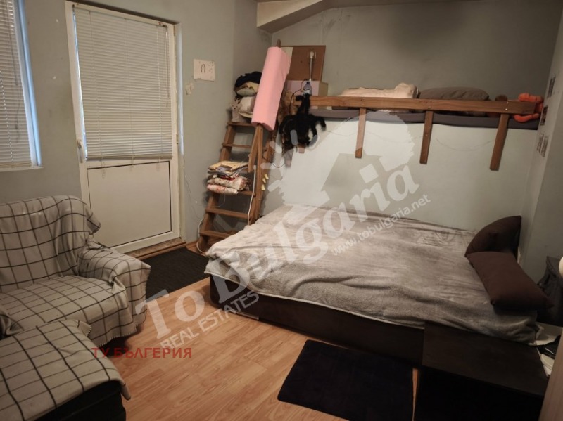 Продава КЪЩА, гр. Дебелец, област Велико Търново, снимка 5 - Къщи - 52583410