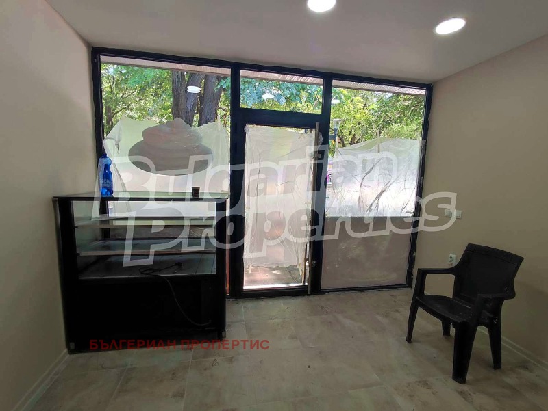 Продава  Магазин област Шумен , гр. Нови пазар , 74 кв.м | 40334681 - изображение [3]