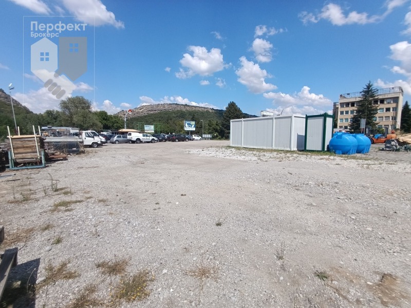 Myytävänä  Juoni Veliko Tarnovo , Promišlena zona - Jug , 3000 neliömetriä | 18662865 - kuva [9]