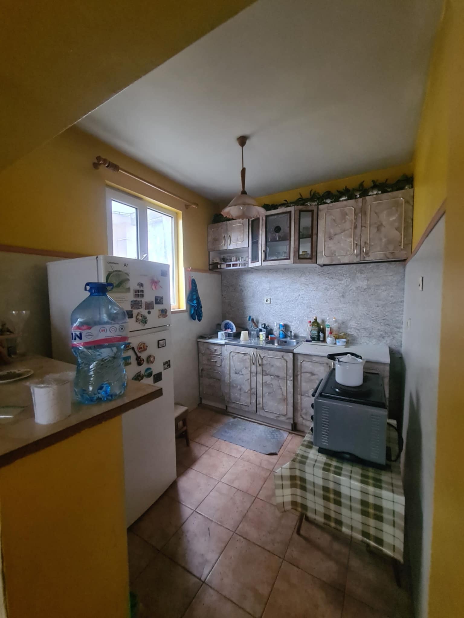 Продава КЪЩА, гр. Хасково, Промишлена зона - Изток, снимка 11 - Къщи - 53967608