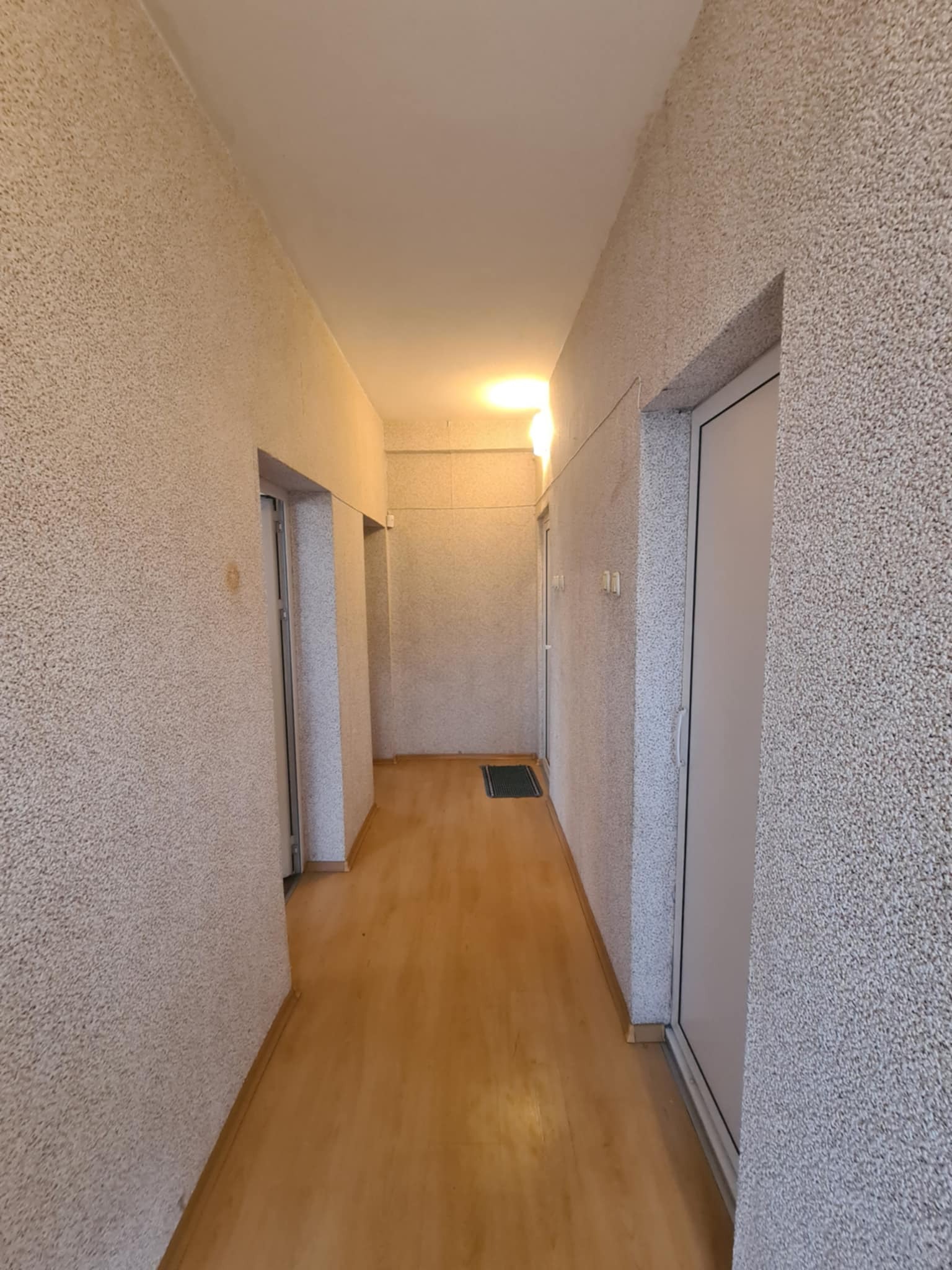 Продава КЪЩА, гр. Хасково, Промишлена зона - Изток, снимка 8 - Къщи - 53967608