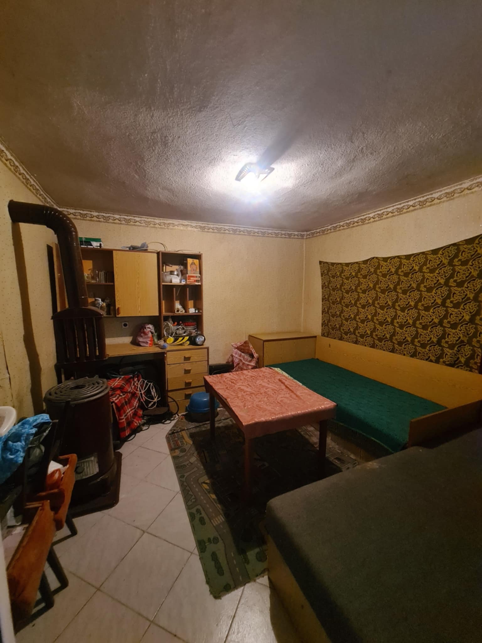 Продава КЪЩА, гр. Хасково, Промишлена зона - Изток, снимка 17 - Къщи - 53967608