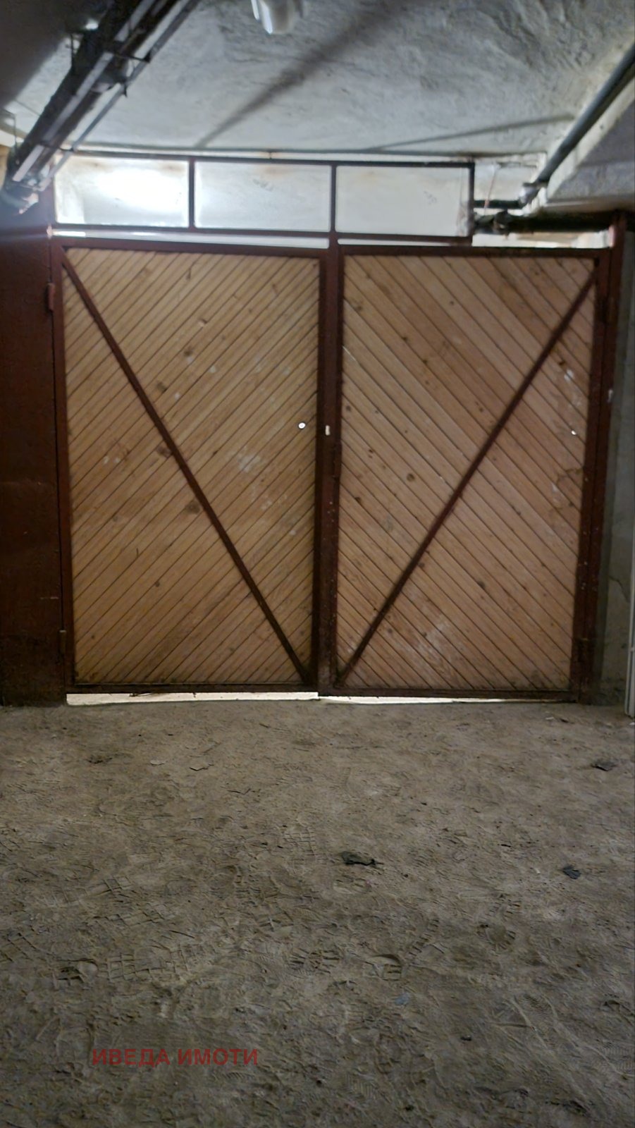 Продава ГАРАЖ, ПАРКОМЯСТО, гр. Варна, Чайка