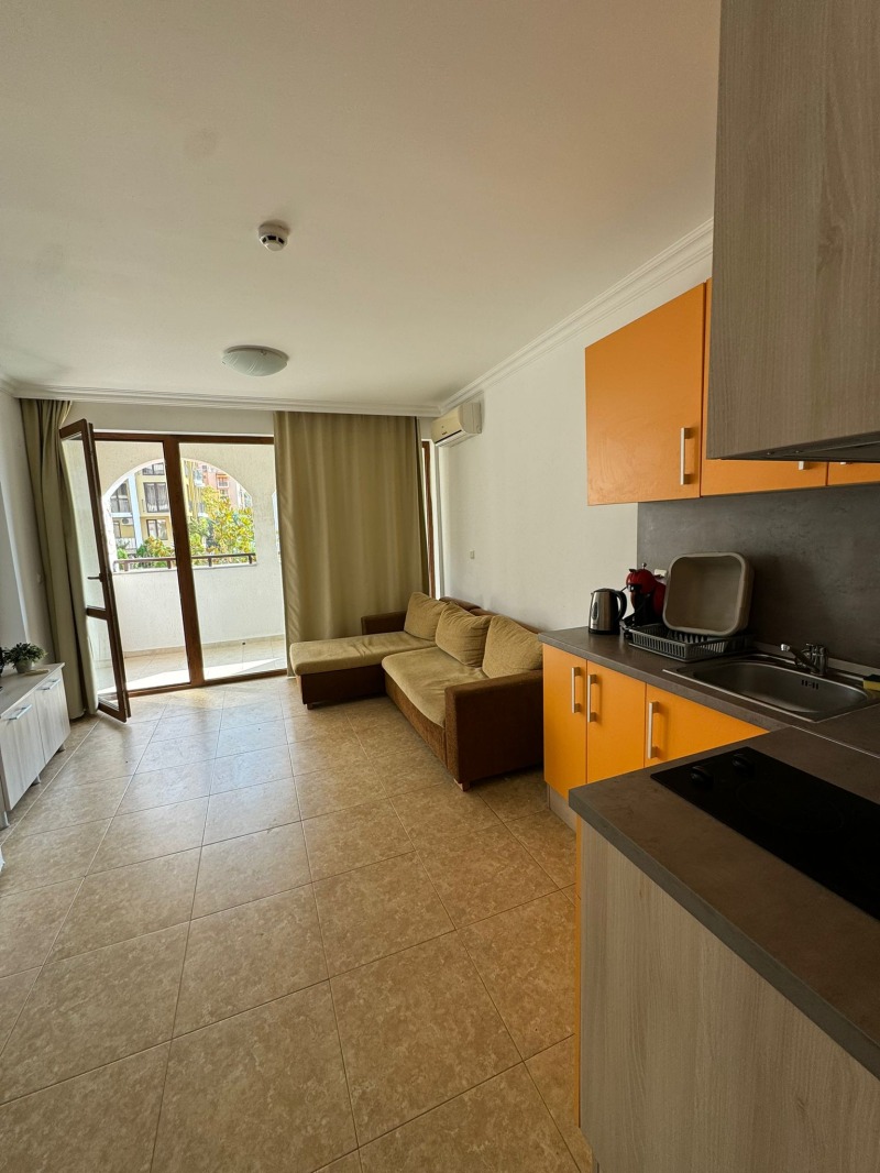 Продава 2-СТАЕН в област Бургас, гр. Свети Влас - 65 кв.м / 83 000 € » 162 333.89 лв., БОНЧЕВ ГРУП БГ