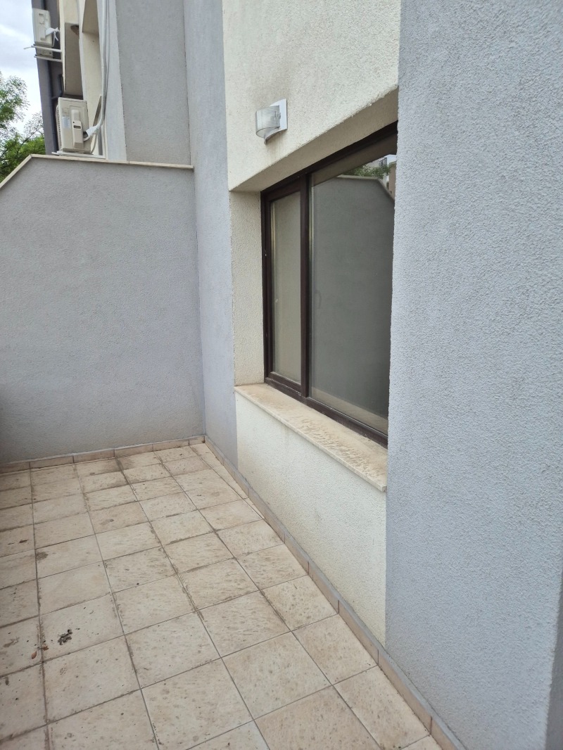 Продава  2-стаен град Плевен , Широк център , 79 кв.м | 55631402 - изображение [4]