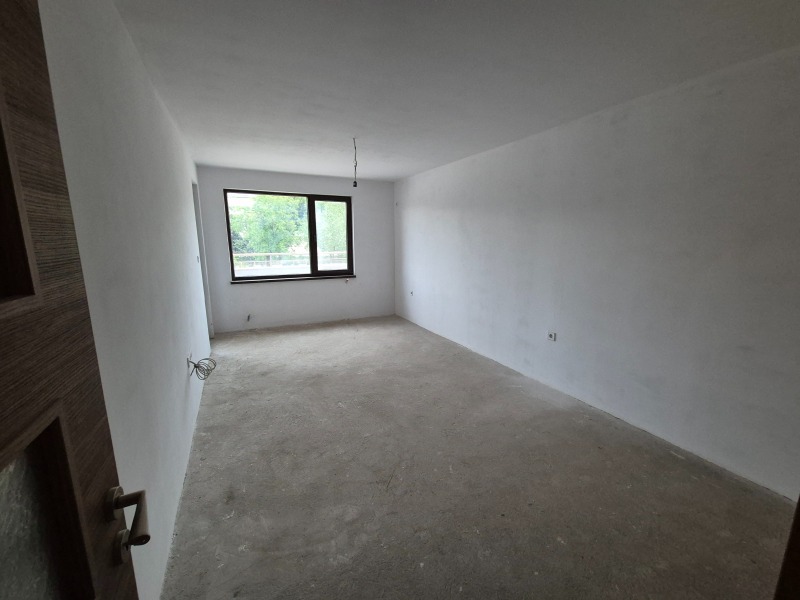 Продава  2-стаен град Плевен , Широк център , 79 кв.м | 55631402 - изображение [8]