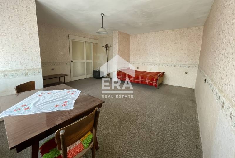 Продава 2-СТАЕН, гр. Кърджали, Център, снимка 3 - Апартаменти - 54352190