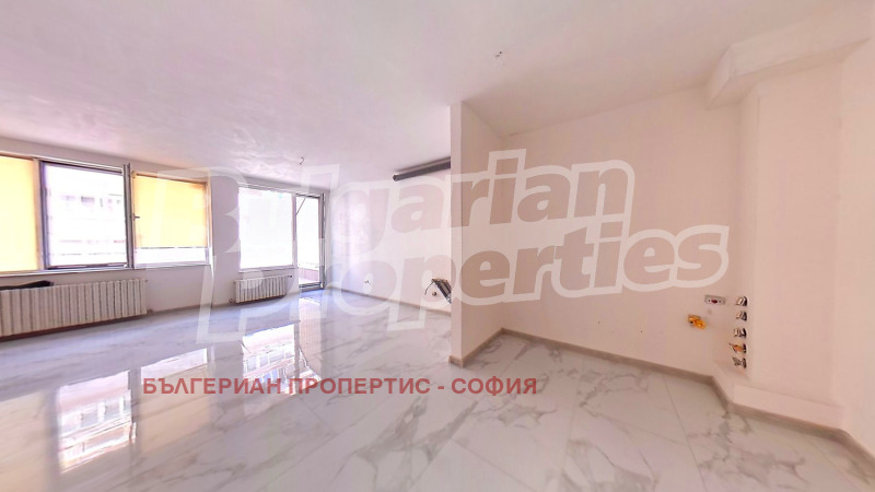 Продава 3-СТАЕН, гр. София, Стрелбище, снимка 3 - Апартаменти - 52811038