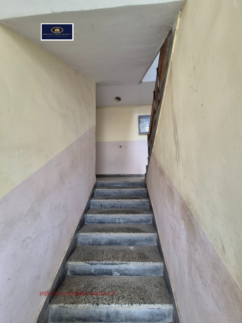 Till salu  2 sovrum region Sofia , Kostinbrod , 80 kvm | 27352543 - bild [16]