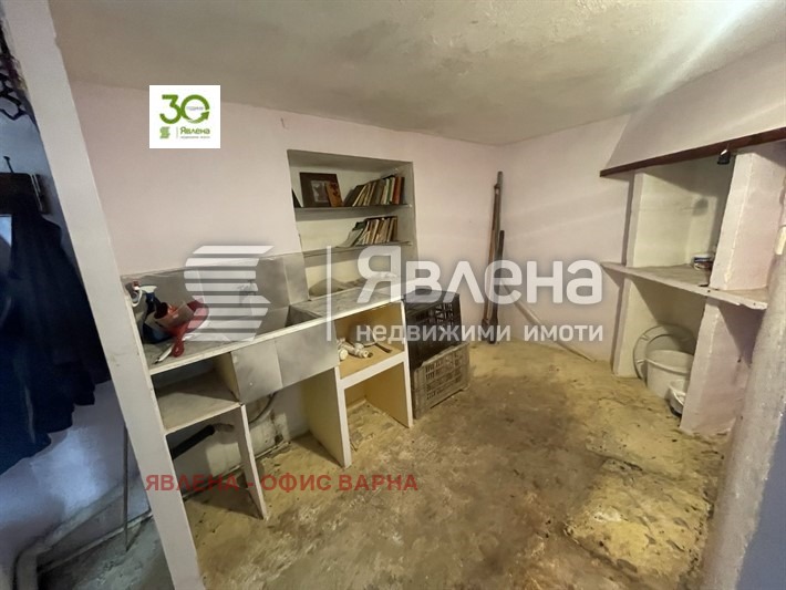 Продава ЕТАЖ ОТ КЪЩА, гр. Варна, Цветен квартал, снимка 7 - Етаж от къща - 54002694