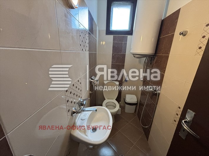 Продава ЕТАЖ ОТ КЪЩА, гр. Каблешково, област Бургас, снимка 11 - Етаж от къща - 56108086