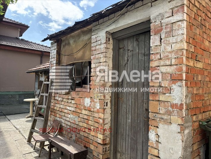 Продава ЕТАЖ ОТ КЪЩА, гр. Каблешково, област Бургас, снимка 16 - Етаж от къща - 56108086