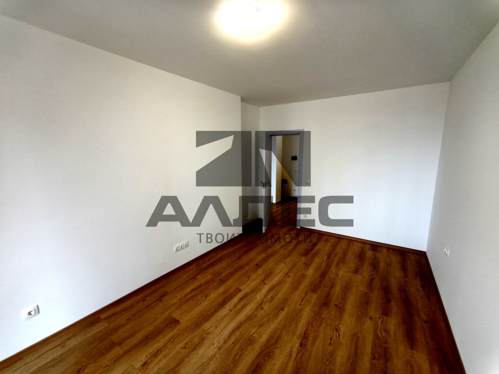 Продава 4-СТАЕН, гр. София, Банишора, снимка 6 - Апартаменти - 46967598