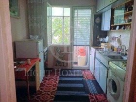 3 bedroom Proslav, Plovdiv 5