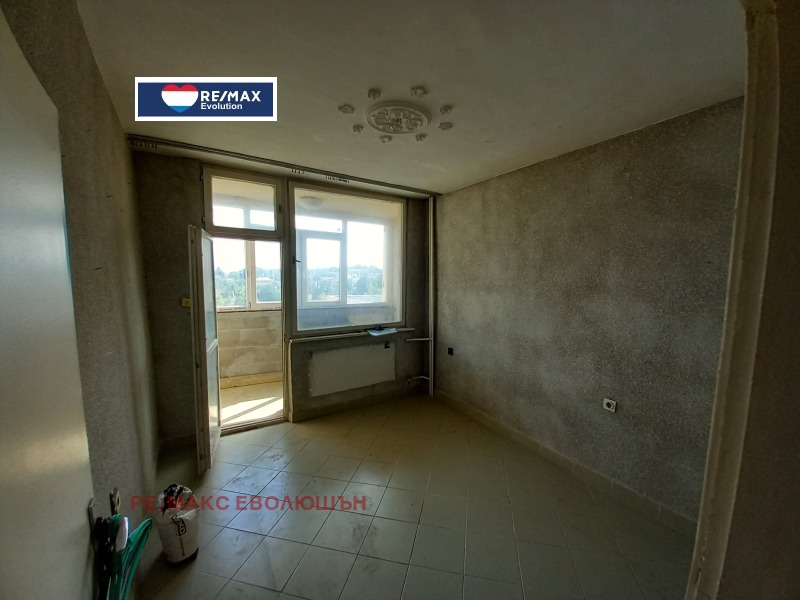 Продава 3-СТАЕН, гр. Лозница, област Разград, снимка 5 - Aпартаменти - 47099175