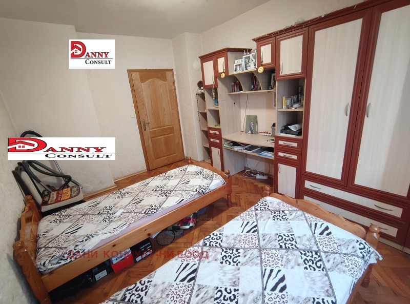 Продаја  2 спаваће собе Велико Тарново , Колју Фичето , 85 м2 | 42764816