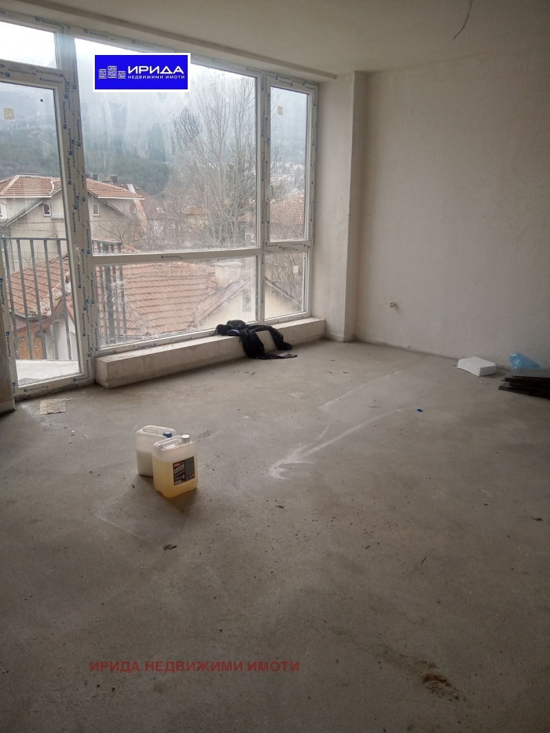 Продава МНОГОСТАЕН, гр. София, Карпузица