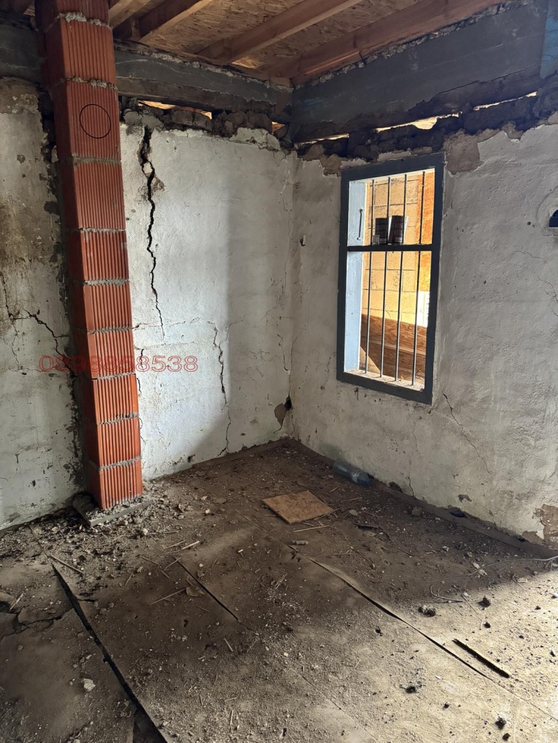 Продава КЪЩА, с. Вратарите, област Добрич, снимка 12 - Къщи - 52779896