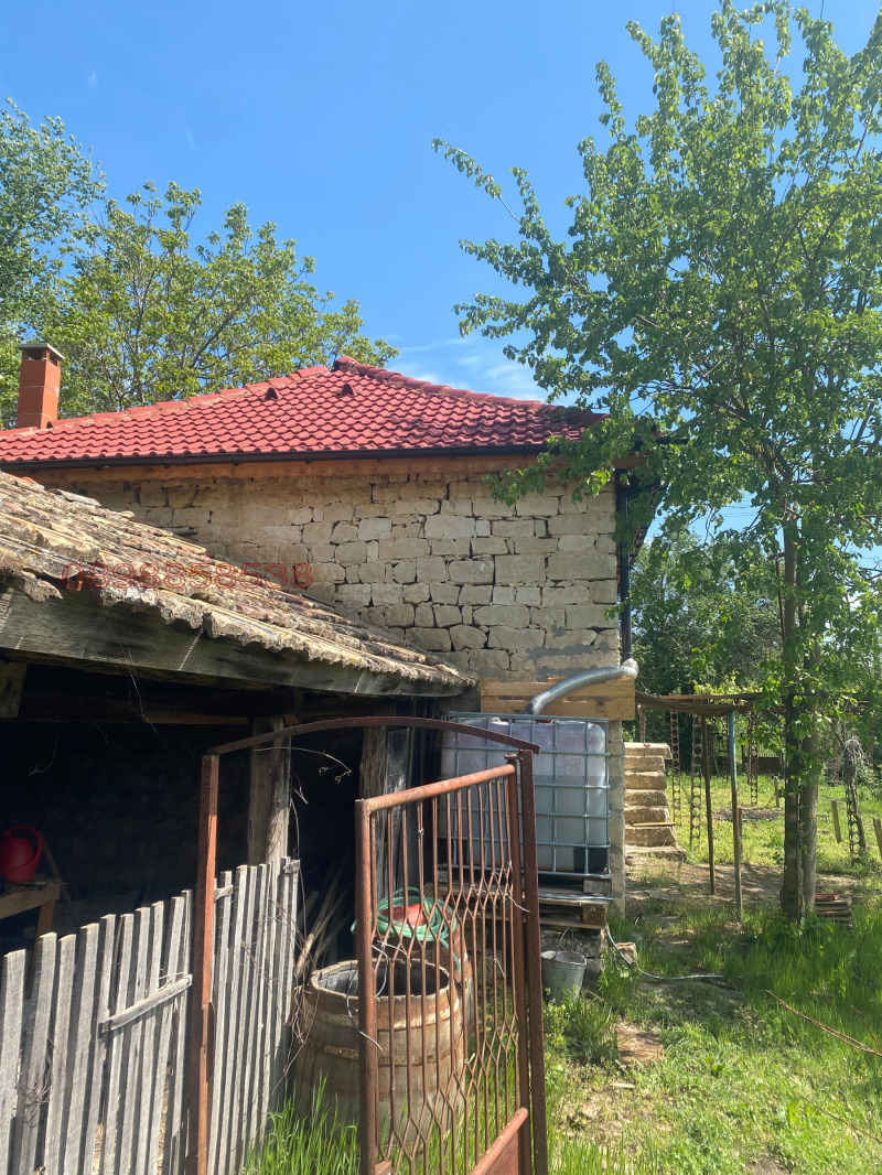 Продава КЪЩА, с. Вратарите, област Добрич, снимка 9 - Къщи - 52779896