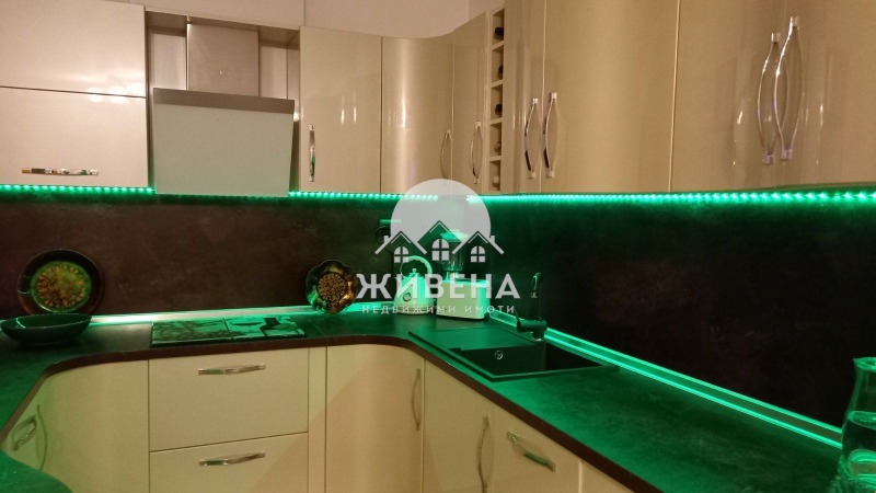 Продава КЪЩА, с. Соколово, област Добрич, снимка 11 - Къщи - 52272570