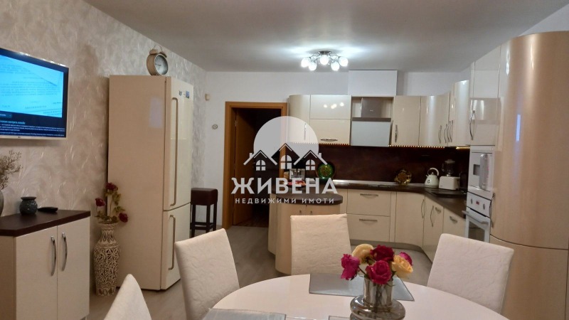 Продава КЪЩА, с. Соколово, област Добрич, снимка 9 - Къщи - 52272570