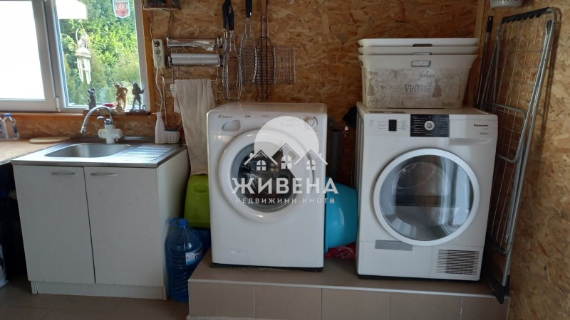 Продава КЪЩА, с. Соколово, област Добрич, снимка 16 - Къщи - 52272570