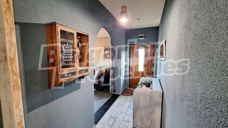 Продава КЪЩА, с. Стражица, област Добрич, снимка 14 - Къщи - 52885433