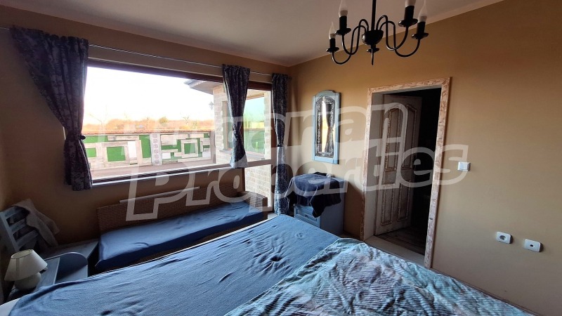 Продава КЪЩА, с. Стражица, област Добрич, снимка 7 - Къщи - 52885433