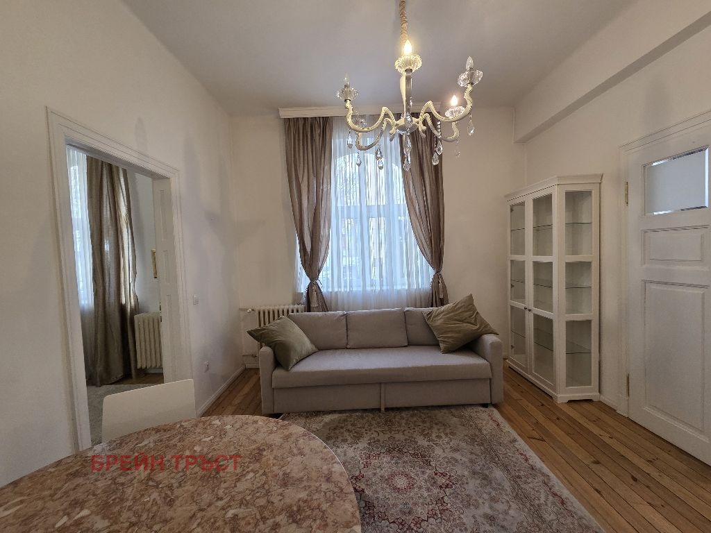 Продава 4-СТАЕН, гр. София, Център, снимка 5 - Апартаменти - 54290245