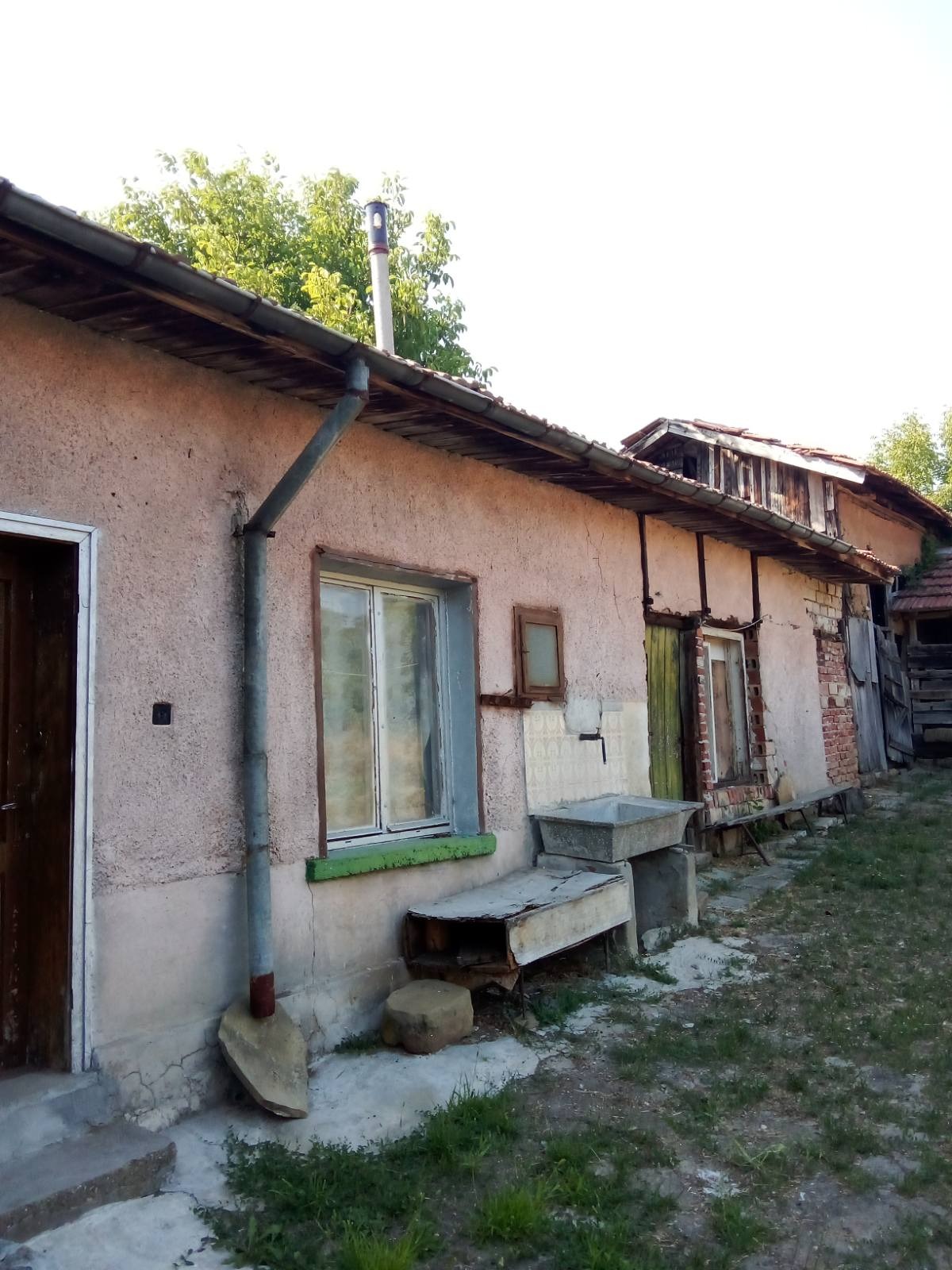 Продава КЪЩА, с. Радювене, област Ловеч, снимка 2 - Къщи - 53294230