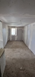 Продава ЕТАЖ ОТ КЪЩА, с. Стражец, област Разград, снимка 7