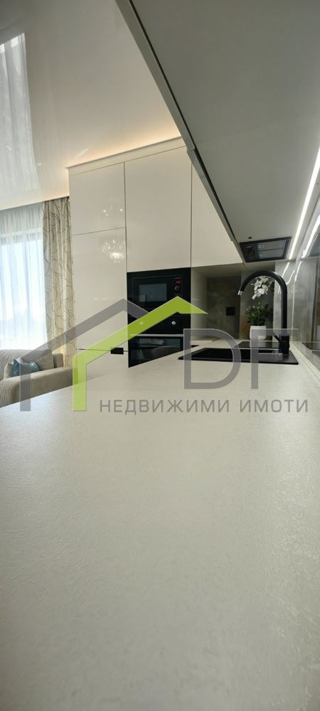 Продава 2-СТАЕН, гр. Варна, Бриз, снимка 2 - Апартаменти - 50727672