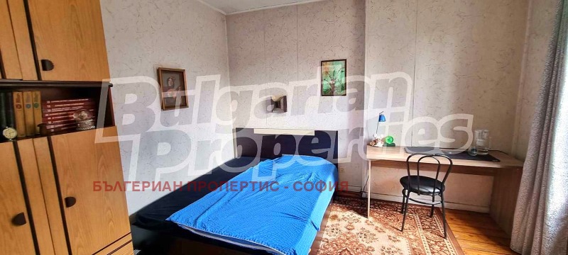 De vânzare  2 dormitoare Sofia , Țentâr , 125 mp | 98231409 - imagine [6]