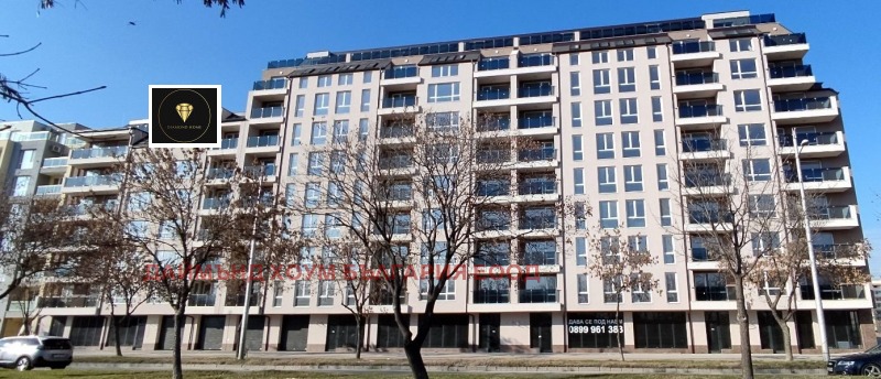 Продава  3-стаен град Пловдив , Тракия , 127 кв.м | 24636398