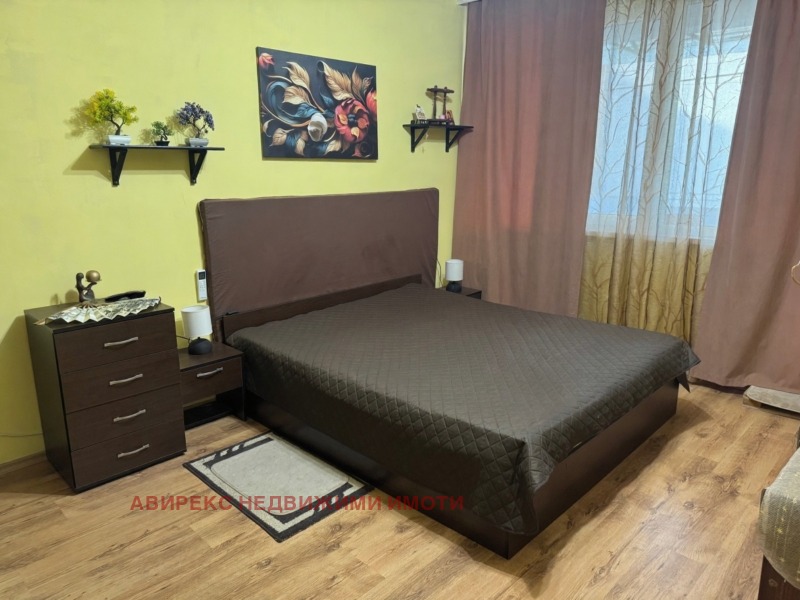 Продава  4-стаен град Пловдив , Кючук Париж , 107 кв.м | 14870825