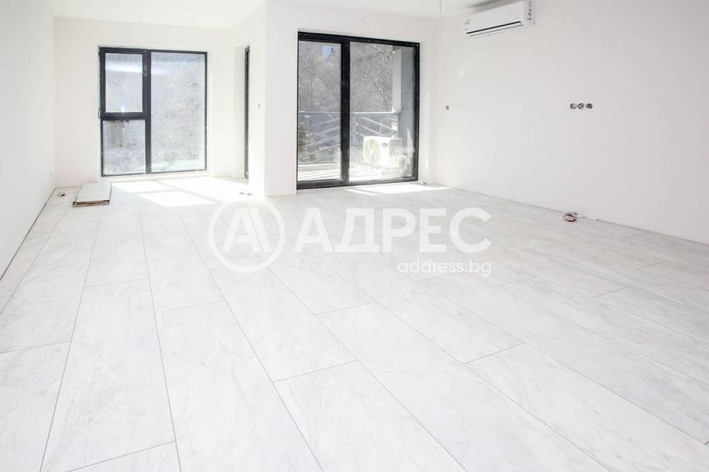 Продава 3-СТАЕН, гр. София, Гоце Делчев