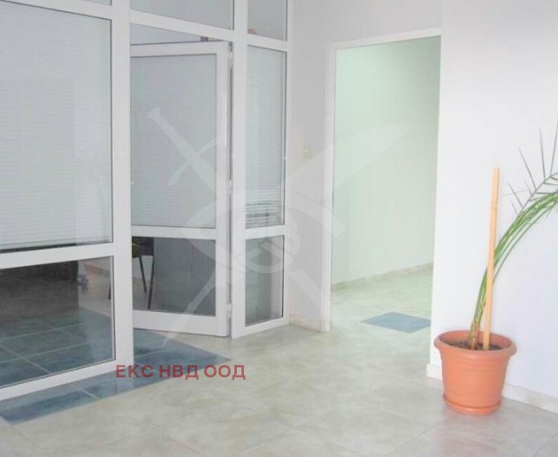 In vendita  Ufficio Plovdiv , Industrialna zona - Sever , 735 mq | 75937706 - Immagine [4]