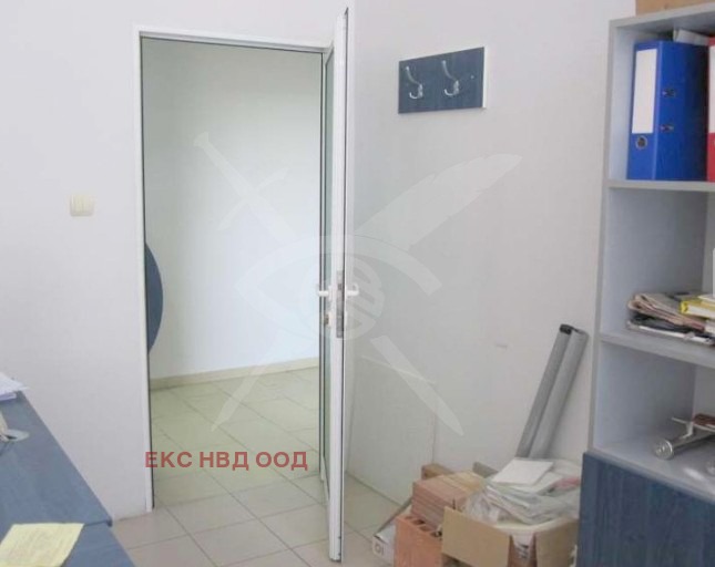 In vendita  Ufficio Plovdiv , Industrialna zona - Sever , 735 mq | 75937706 - Immagine [8]